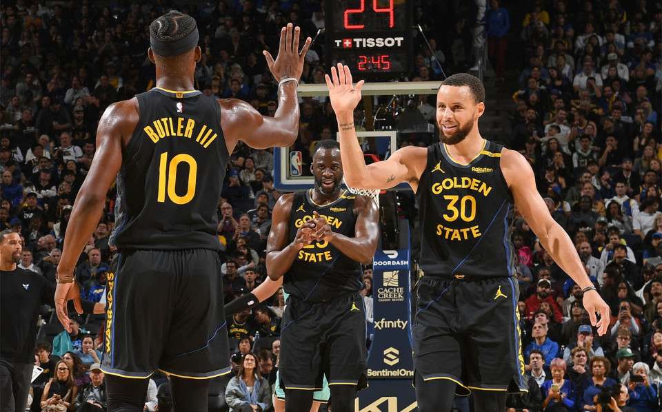 大众化并进 大众化并进